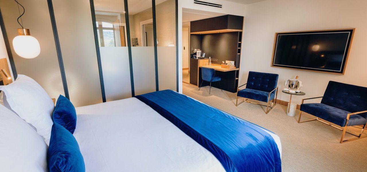 Hostellerie Le Cèdre - Wine Paths